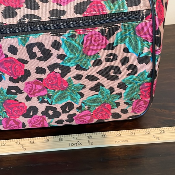 COPY - BETSEY JOHNSON Leopard Rose Collection Travel Bag, NWT - Picture 3 of 12